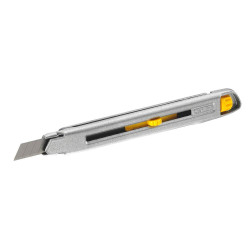 Ніж STANLEY 0-10-095 Interlock 135 мм металевий корпус сегментне лезо 9 мм