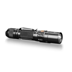 Ручний ліхтар Fenix UC35 V20 водонепроникний IP68 1000 люмен Cree XP-L HI V3 6 режимів 266 м дальність Ручний ліхтар Fenix UC35 V20 водонепроникний IP68 1000 люмен Cree XP-L HI V3 6 режимів 266 м дальність
